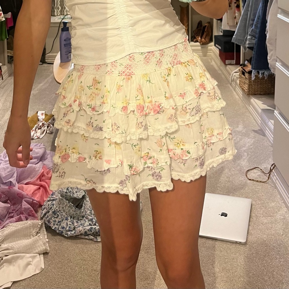 Loveshackfancy mini skirt!